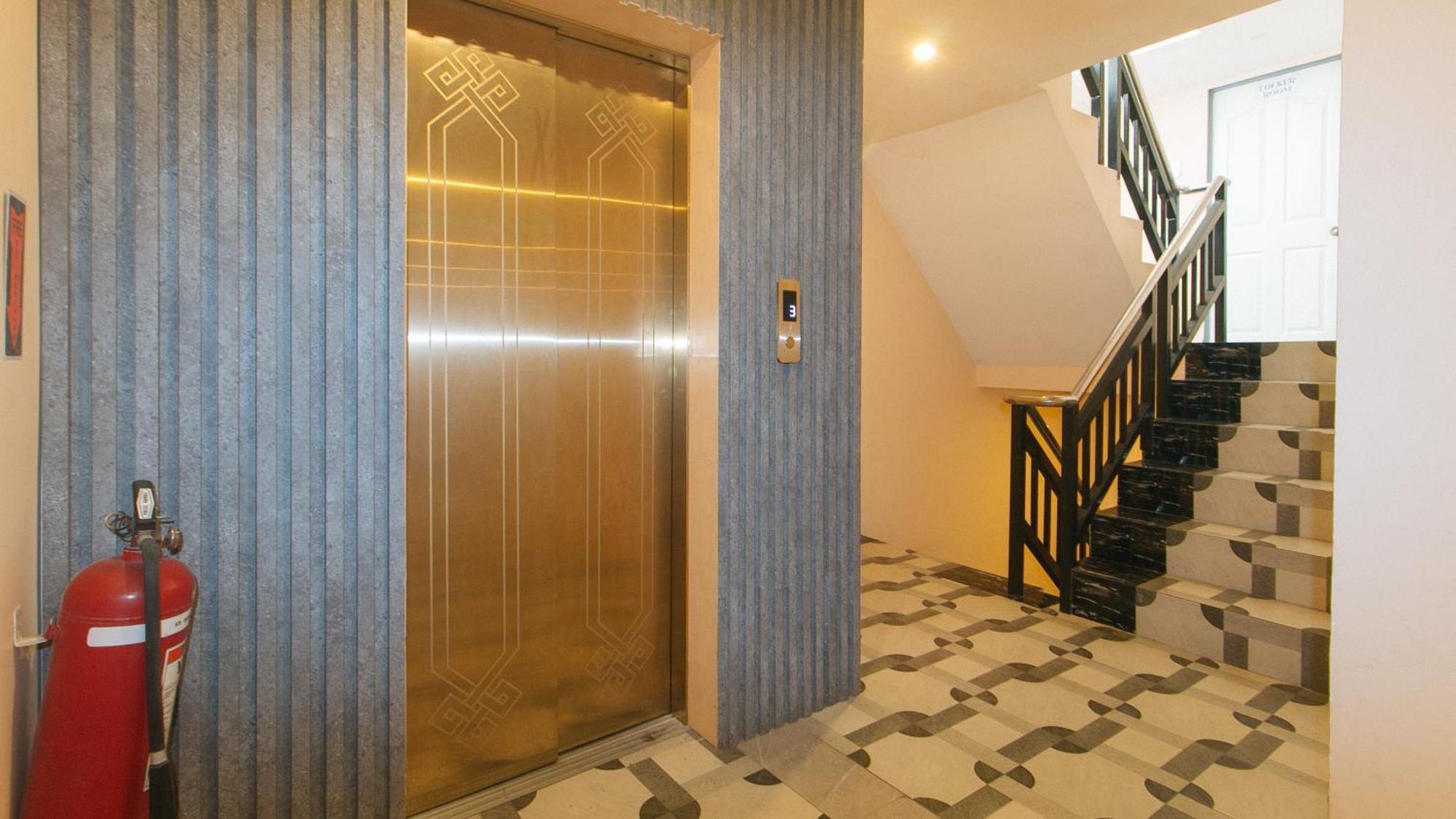 Reddoorz Plus At Seventy Five Inn Near Manila Airport Paranaque City ภายนอก รูปภาพ