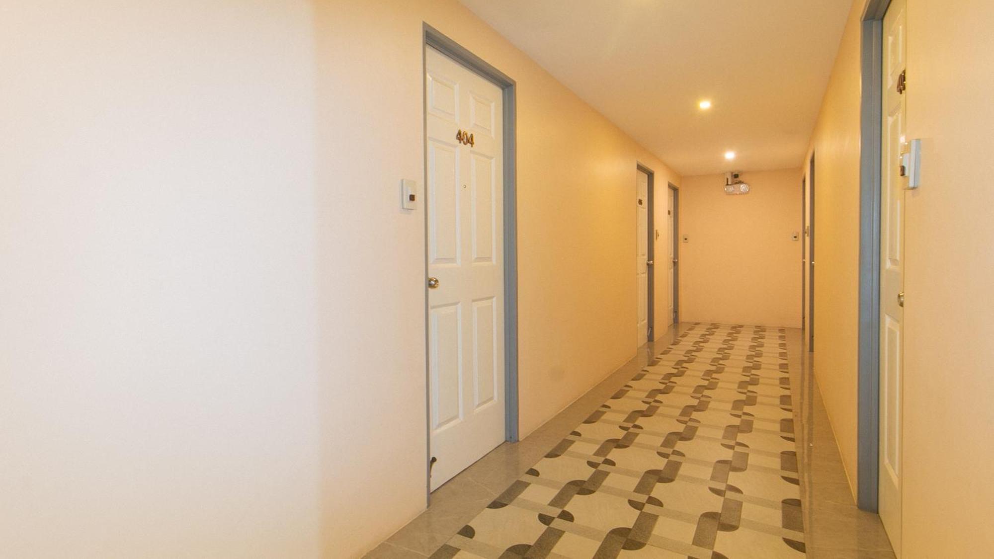 Reddoorz Plus At Seventy Five Inn Near Manila Airport Paranaque City ภายนอก รูปภาพ
