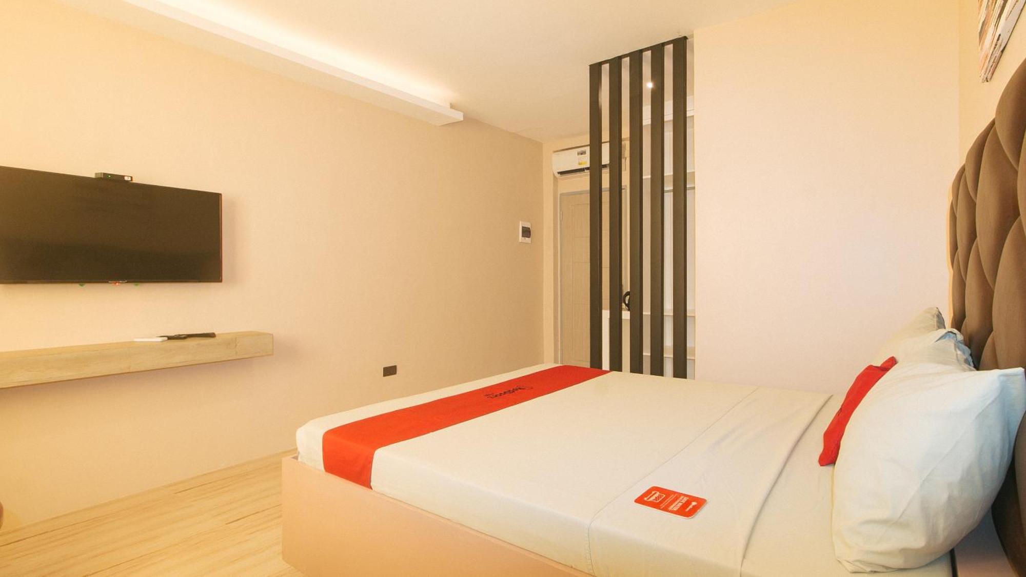Reddoorz Plus At Seventy Five Inn Near Manila Airport Paranaque City ภายนอก รูปภาพ